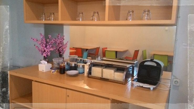 SWK 95 Hotel Surabaya Buitenkant foto